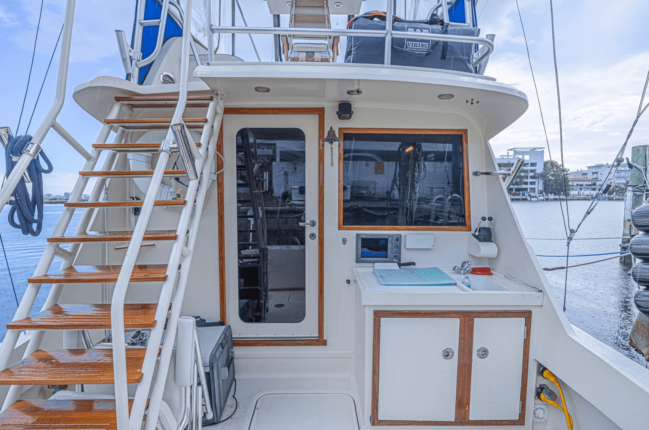 1973 Hatteras 36 Convertible te koop in Fort Lauderdale, Florida Flybridge 4