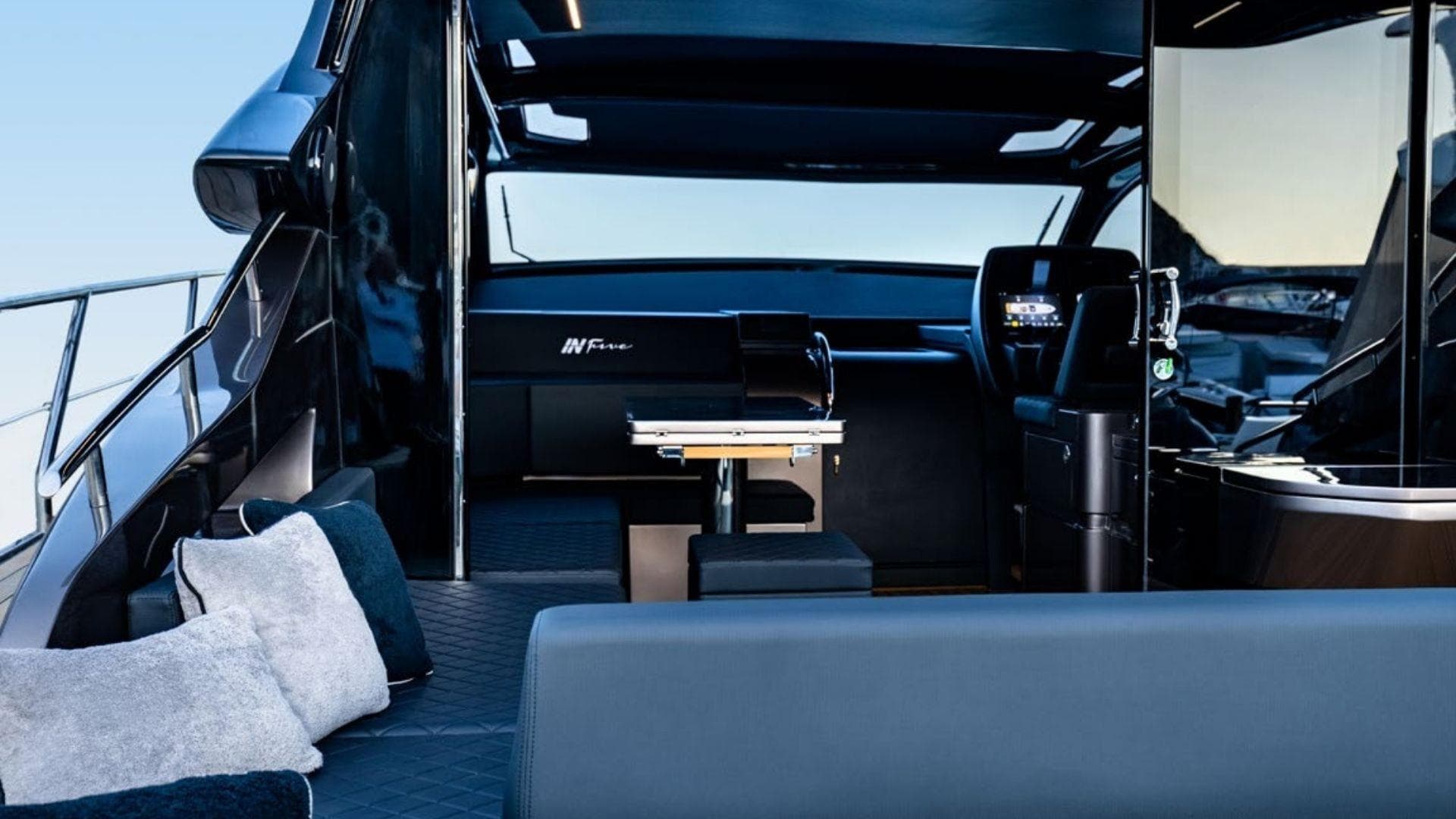 2026 Rizzardi INFIVE a la venta en Miami, Florida Motor Yacht 2