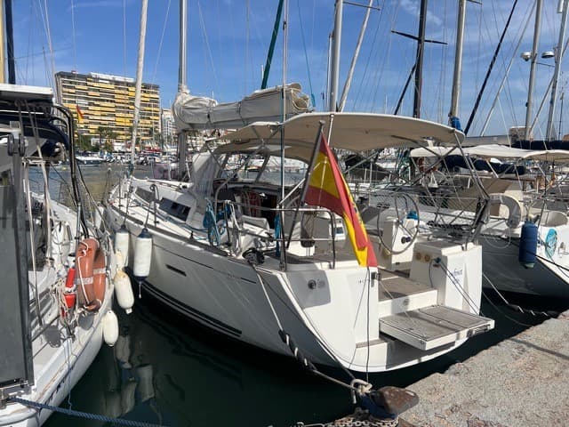 2009 Dufour 405 Grand Large for Sale in València, ES Sloop