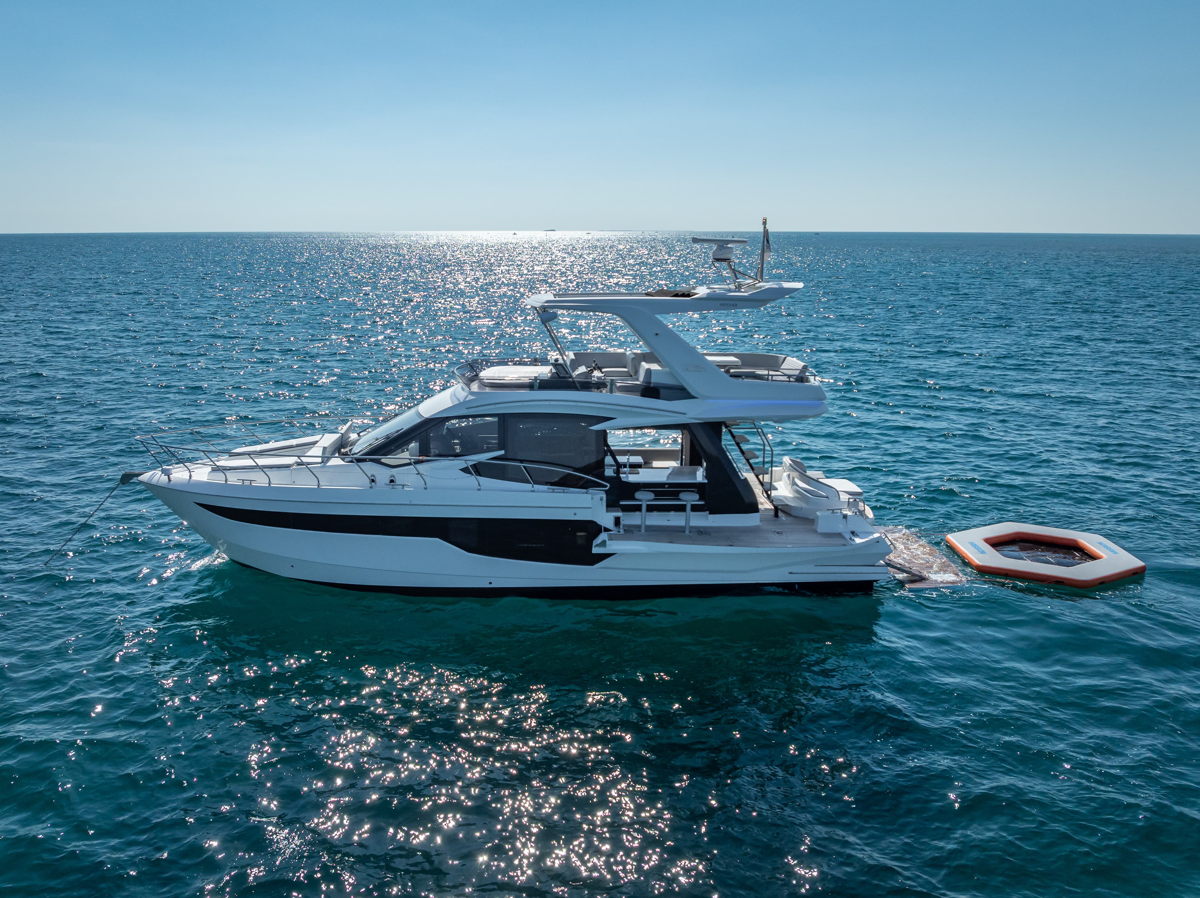 2021 Galeon Yachts 500 Fly for Sale in Miami, Florida Flybridge 2