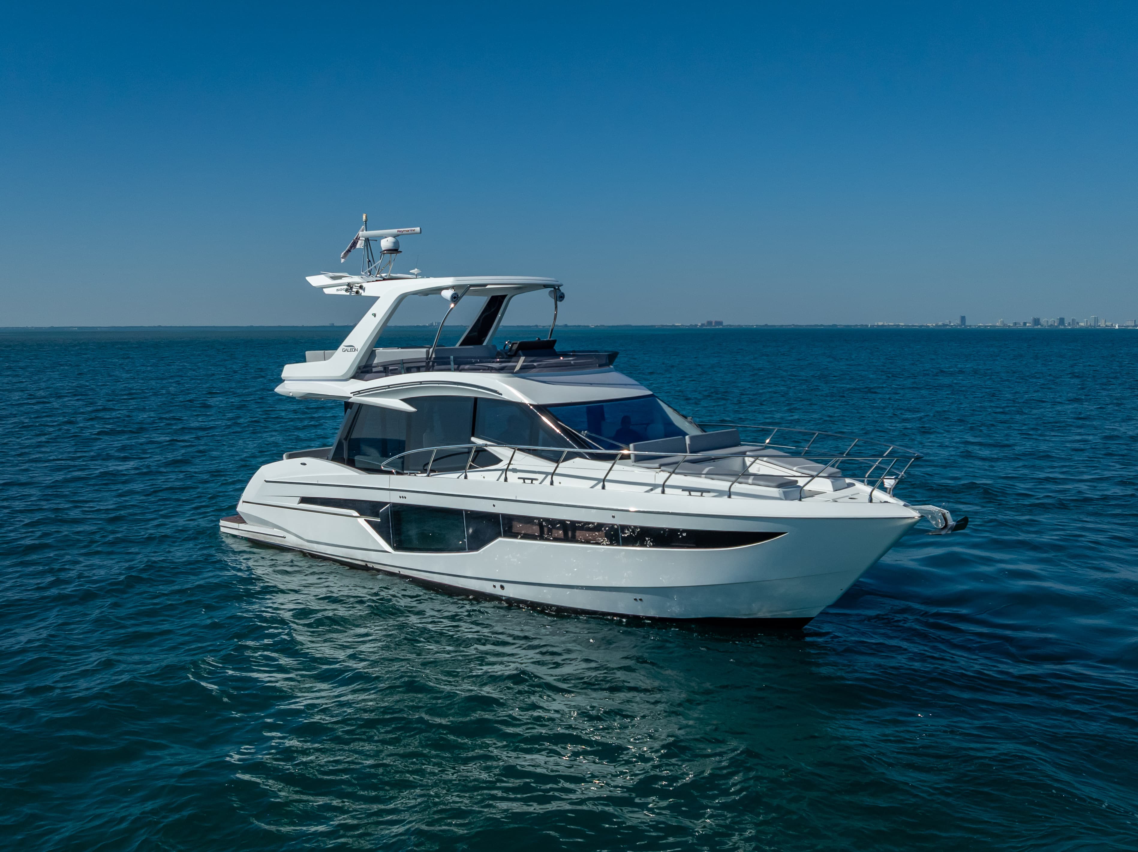 2021 Galeon Yachts 500 Fly for Sale in Miami, Florida Flybridge 5