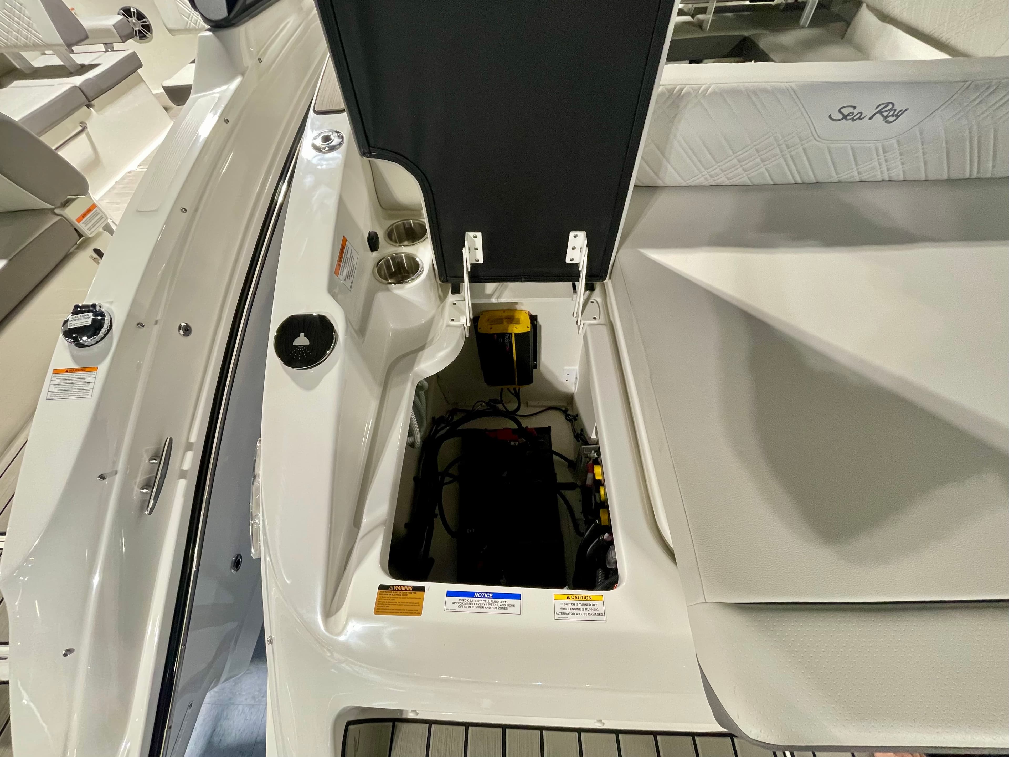 2026 Sea Ray SDX 270 Outboard zum Verkauf in Danvers, Massachusetts Bowrider 4