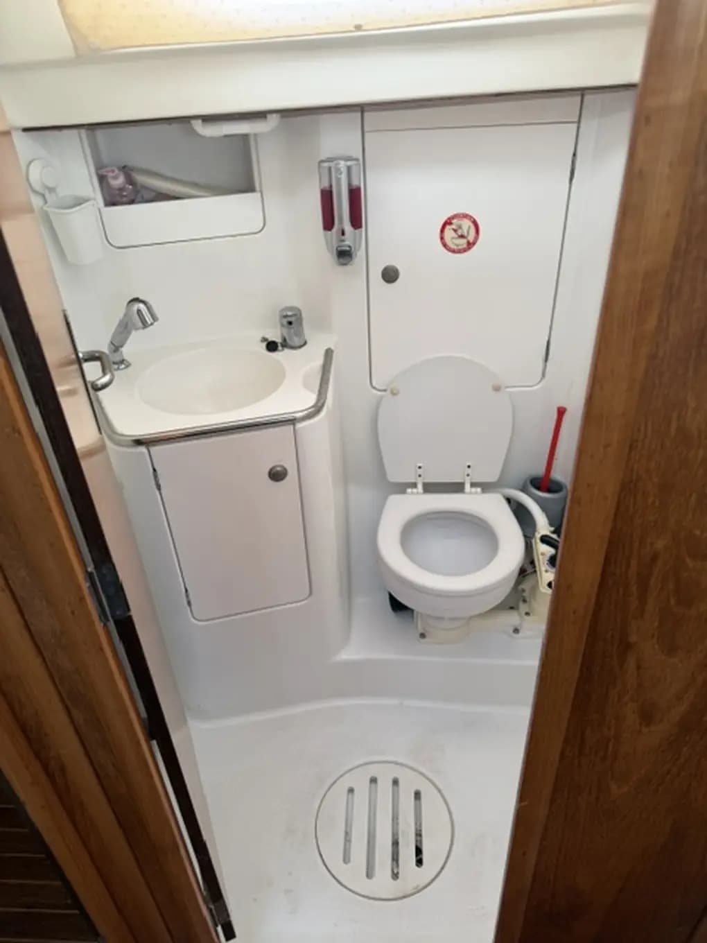 2004 Jeanneau Sun Odyssey 40 DS for Sale in Altea, ES Sloop 5