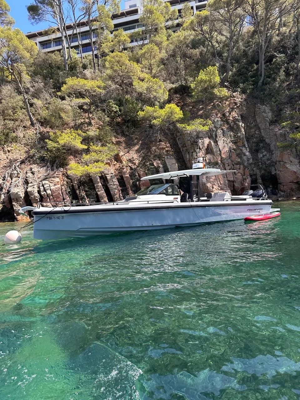 2019 Axopar 37 Sun-Top zum Verkauf in Viladamat, ES Motor Yacht