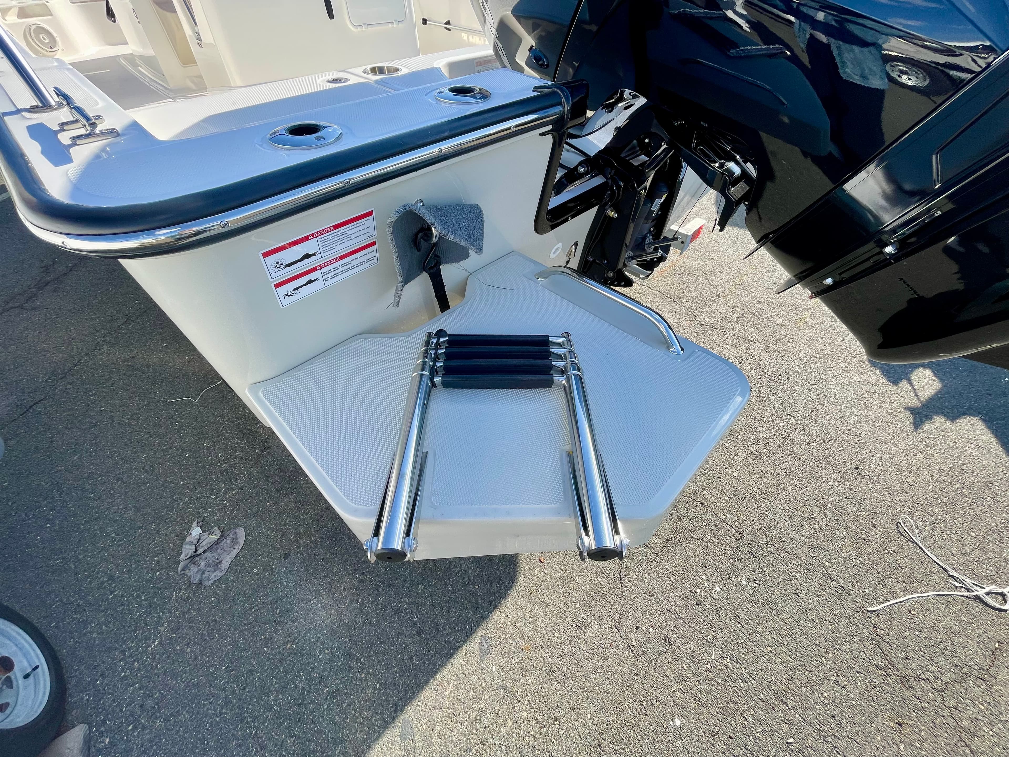 2026 Boston Whaler 210 Montauk in vendita a Danvers, Massachusetts Center Console 2