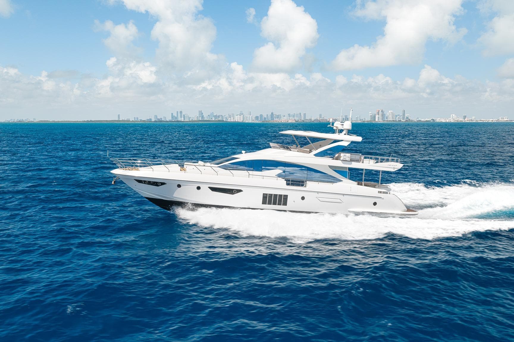 2015 Azimut 80 for Sale in Miami, Florida Express Cruiser