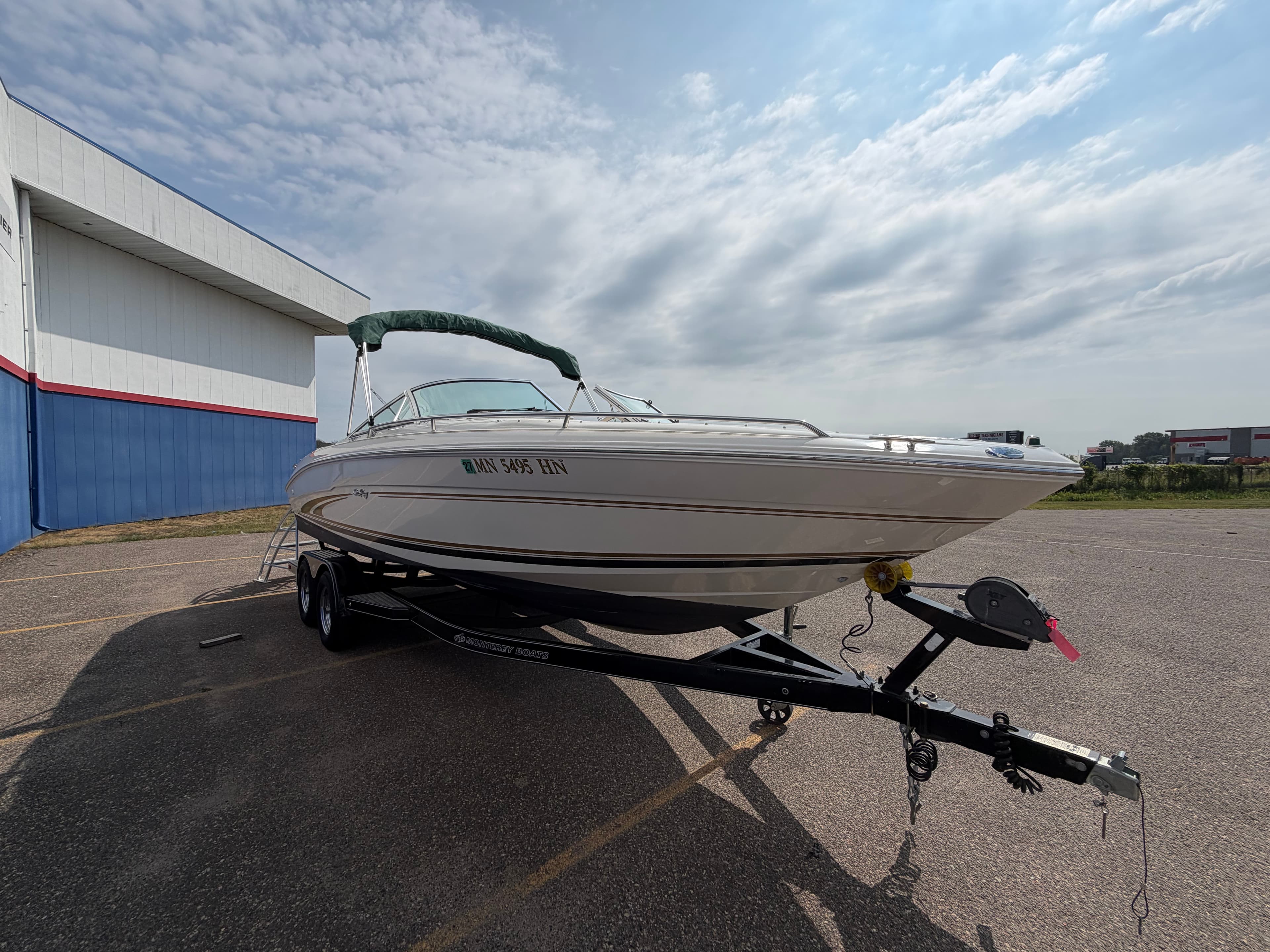 1999 Sea Ray 230 Bow Rider zum Verkauf in Excelsior, Minnesota Bowrider 2