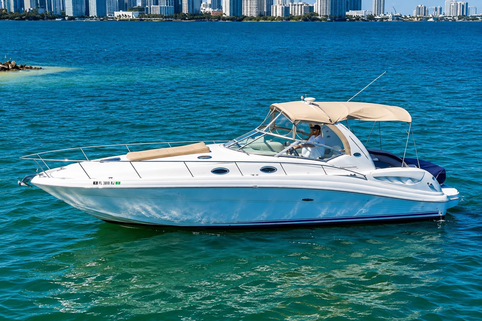 2003 Sea Ray 340 Sundancer for Sale in Miami Beach, Florida Express Cruiser 2