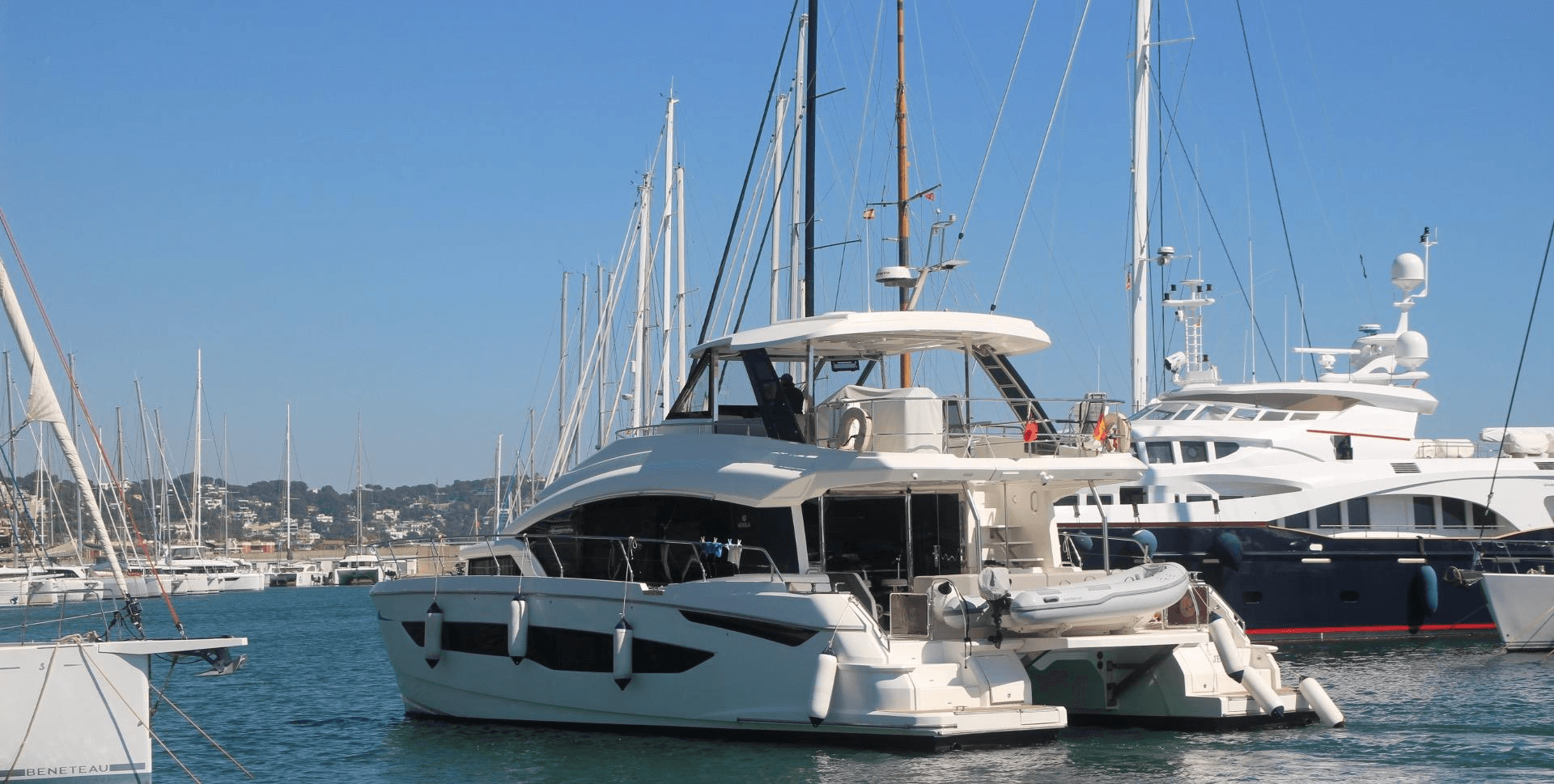 2022 Aquila 54 Yacht te koop in Barcelona, ES Power Catamarans 2