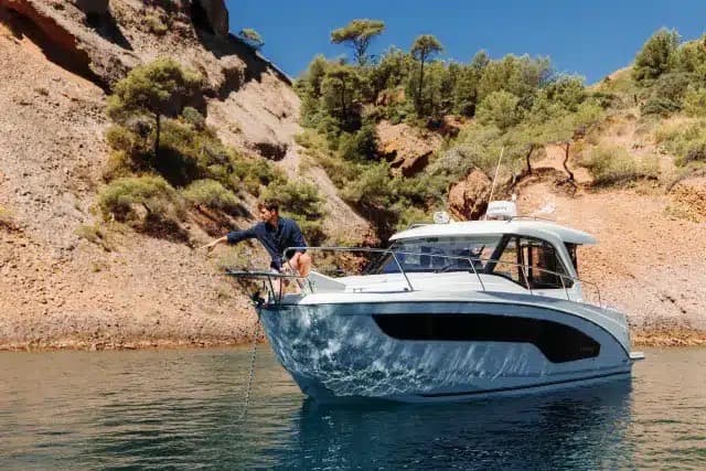 Beneteau Antares 9 for Sale