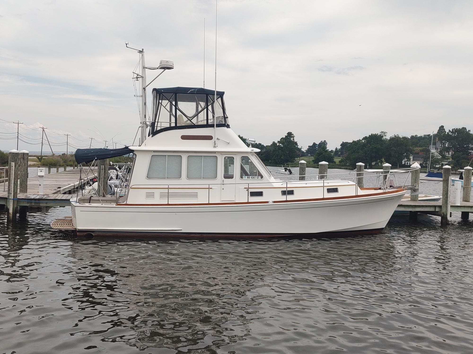 1996 Grand Banks Yachts Eastbay 40 for Sale in Annapolis, Maryland Flybridge