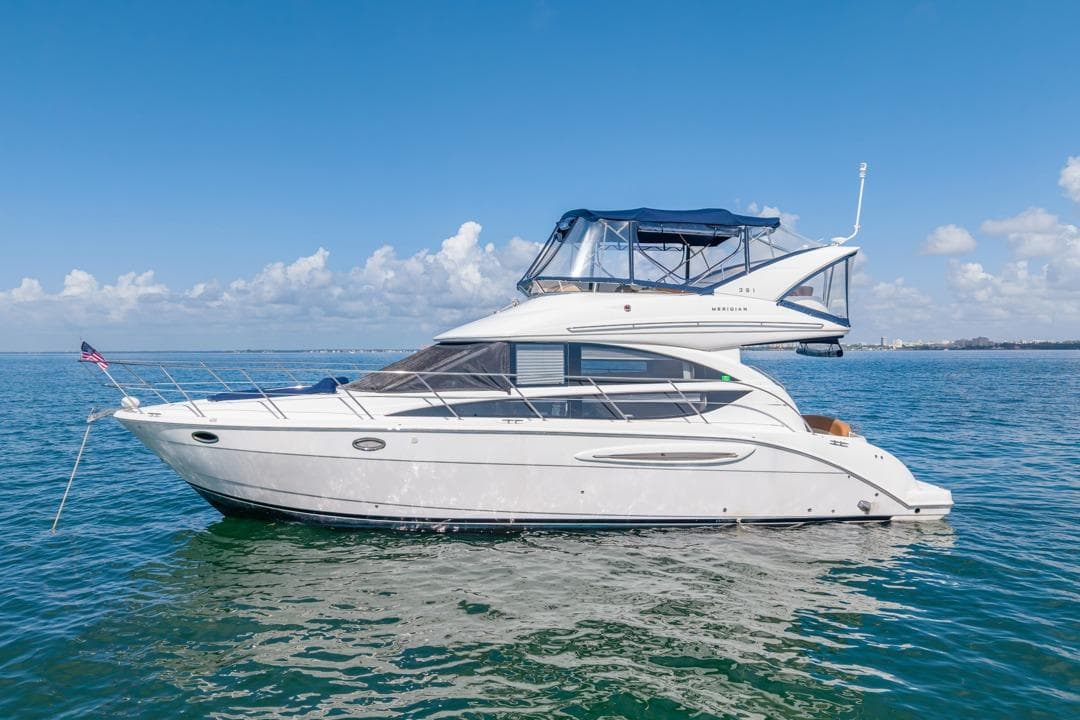 2011 Meridian 391 Sedan for Sale in Miami, Florida Flybridge 2
