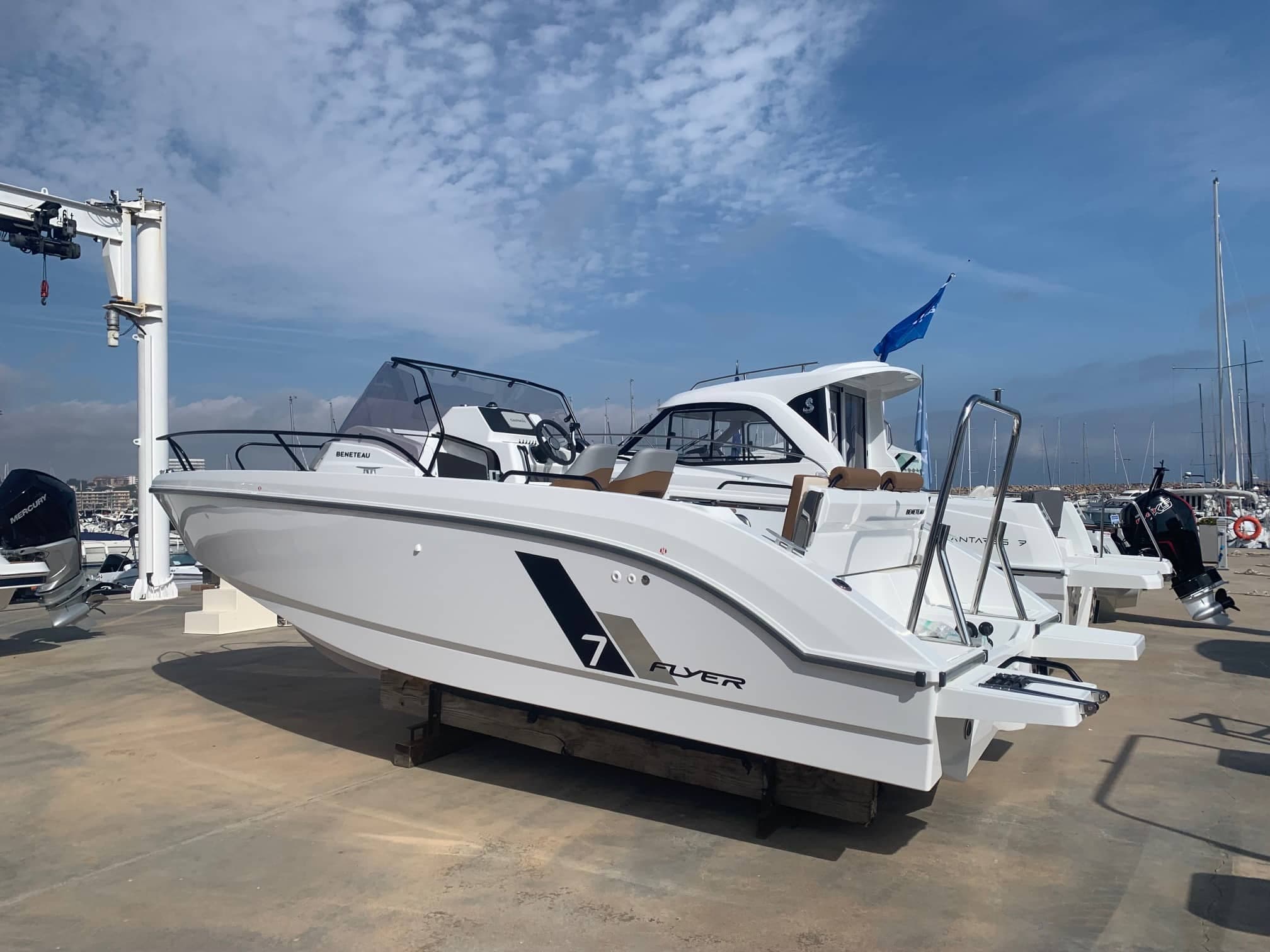 2026 Beneteau Flyer 7 SUNdeck à vendre à Viladamat, ES Center Console