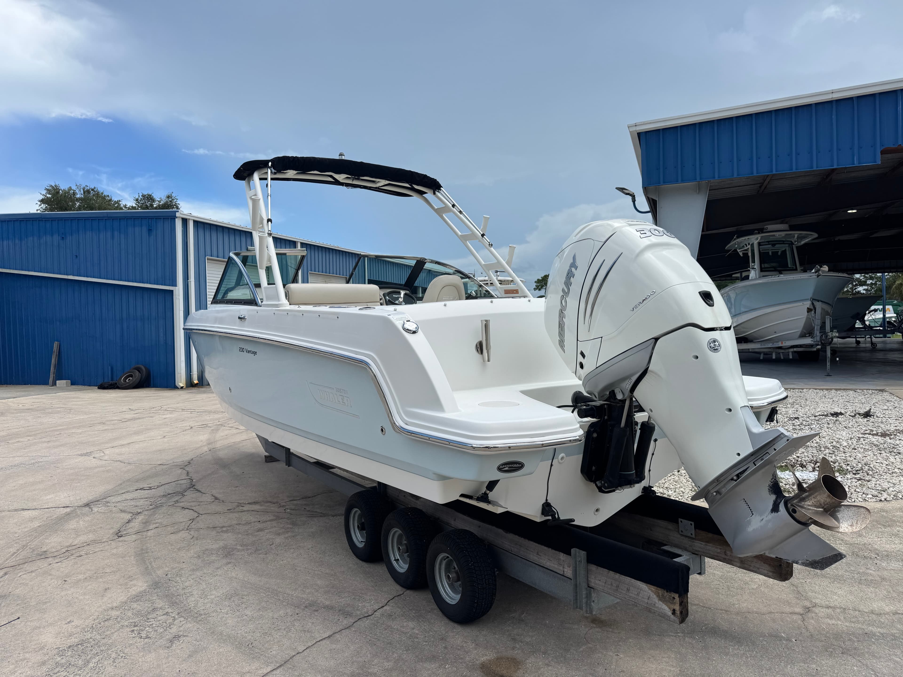 2017 Boston Whaler 230 Vantage for Sale in Cocoa, Florida Dual Console 3