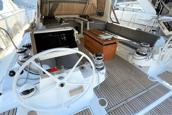 2015 Beneteau Oceanis 55 à vendre à Barcelona, ES Sloop 5
