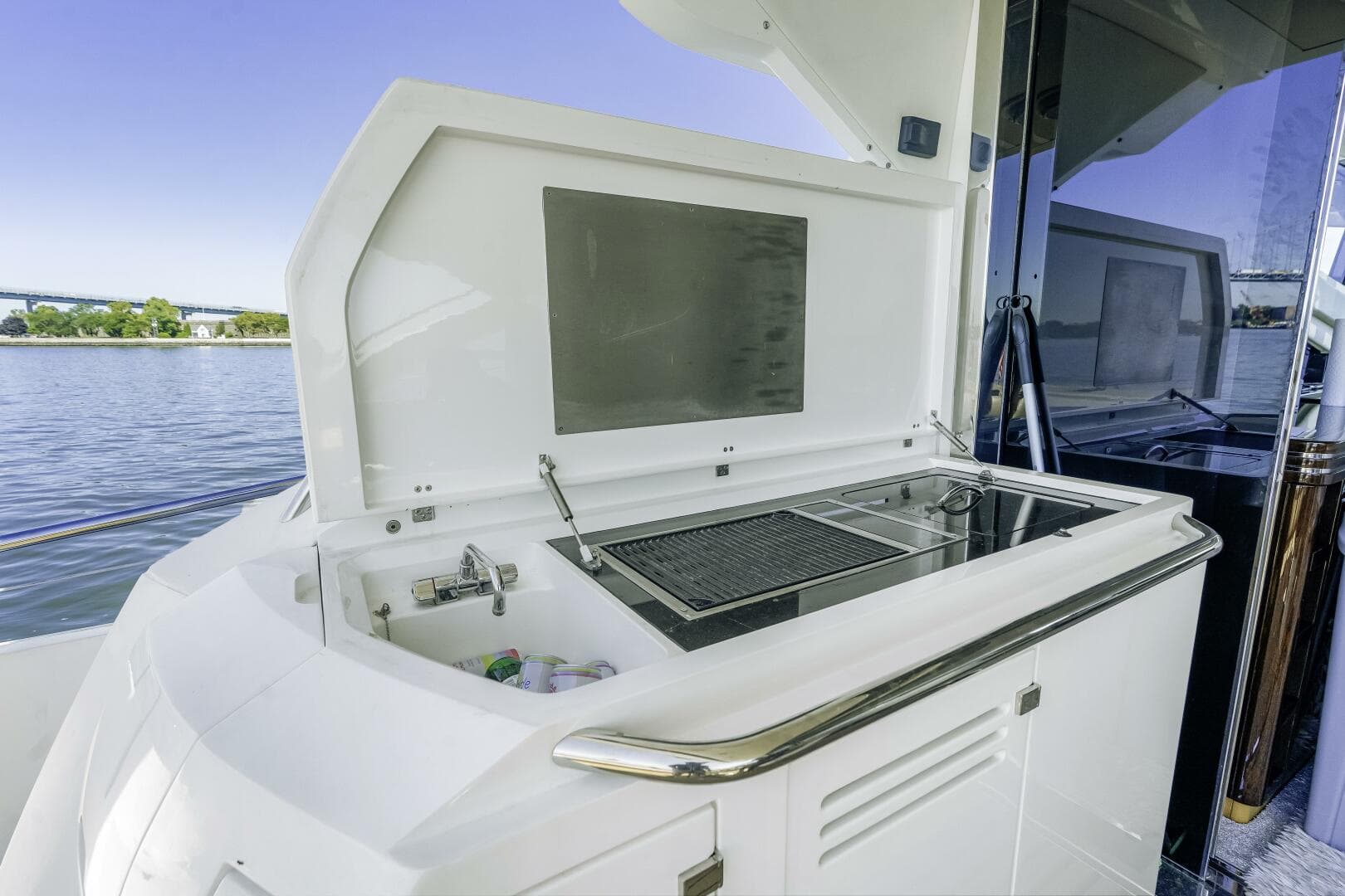 2014 Sunseeker Predator 68 for Sale in New York, New York Sport Cruiser 3