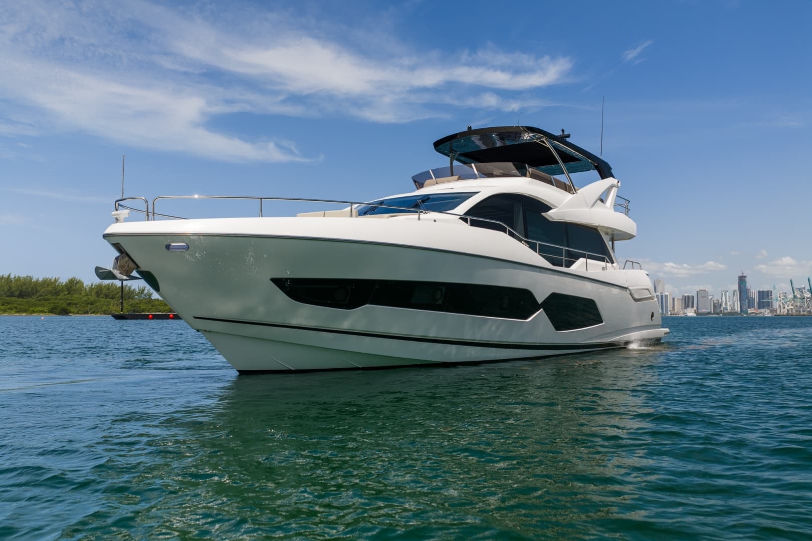 2025 Sunseeker 76 Yacht for Sale in Miami Beach, Florida Flybridge 3