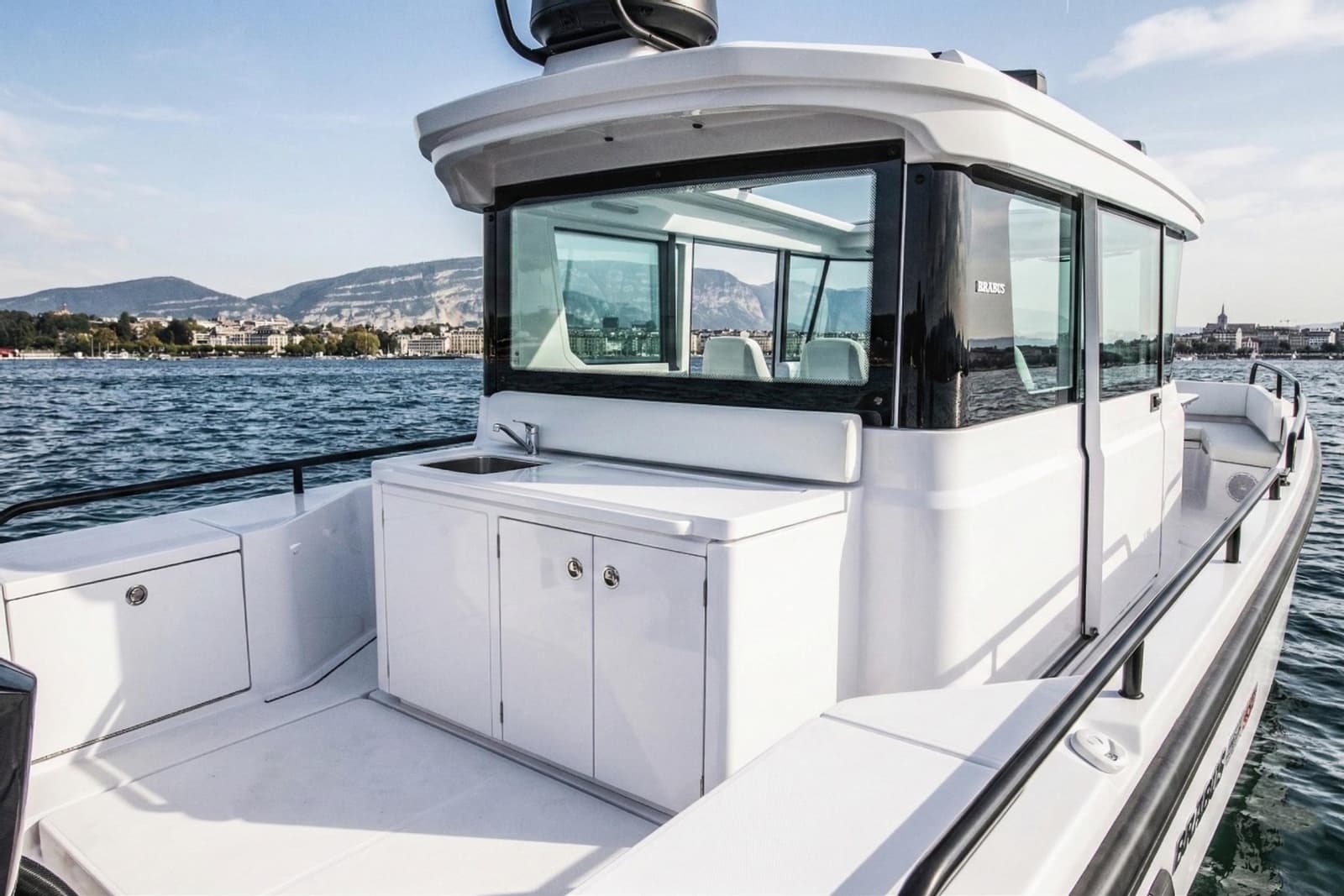 2024 Brabus Marine Shadow 500 Cabin zum Verkauf in Wrightsville Beach, North Carolina Motor Yacht 3