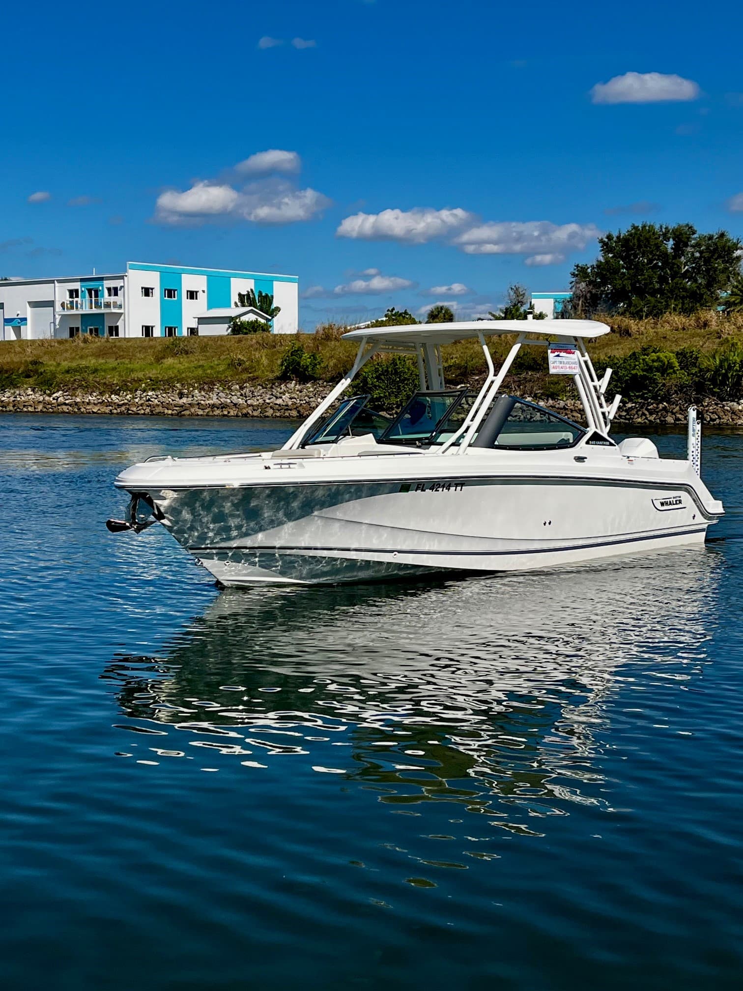 2024 Boston Whaler 240 Vantage zum Verkauf in Venice, Florida Dual Console 3