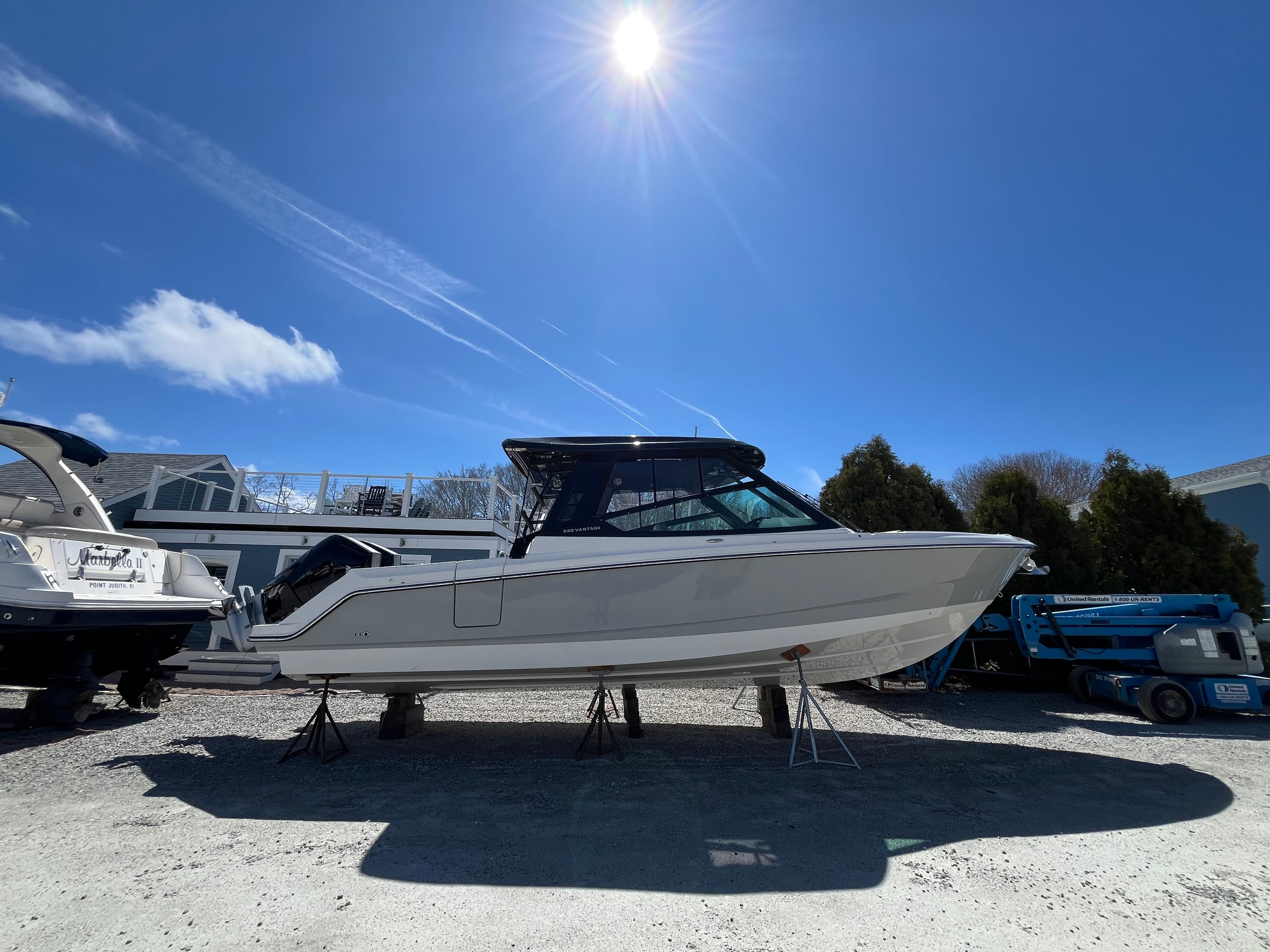 2026 Boston Whaler 330 Vantage in vendita a Wakefield, RI Dual Console