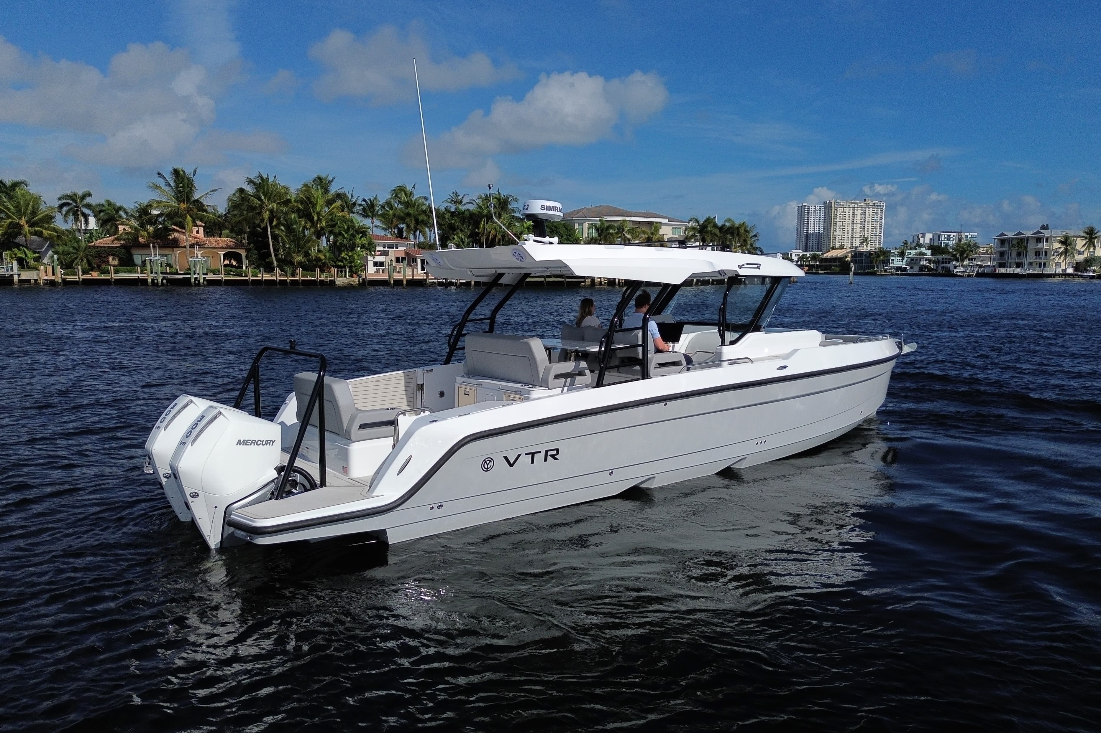 2026 Cruisers Yachts 38 VTR zum Verkauf in Pompano Beach, Florida Sport Cruiser 5