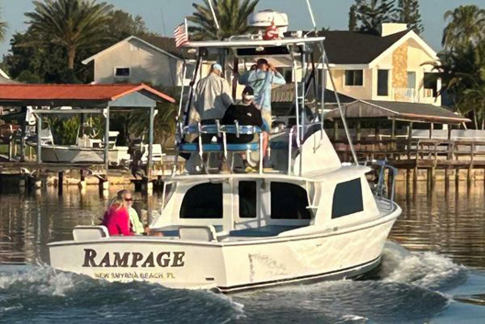 Bertram 31 Flybridge Cruiser for Sale