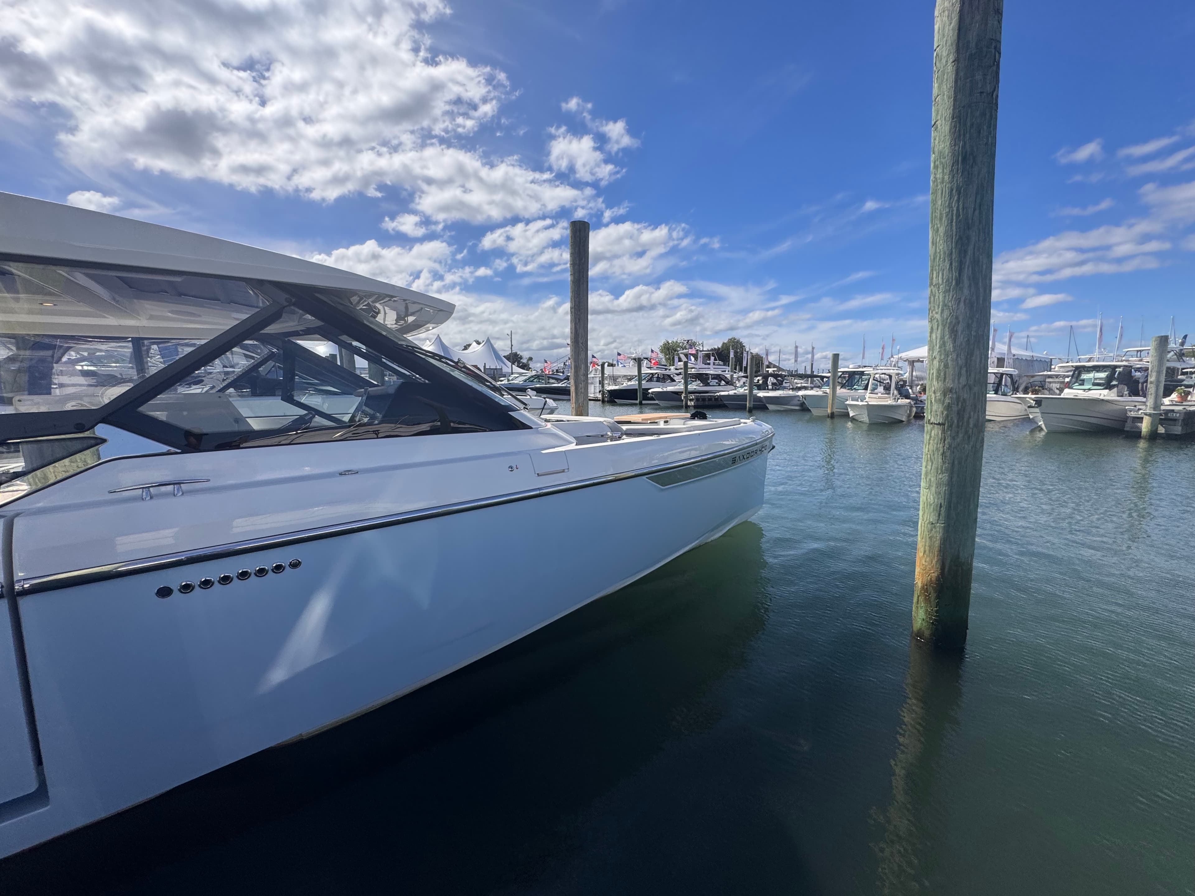 2024 Saxdor 400 GTO for Sale in Norwalk, Connecticut Express Cruiser 3