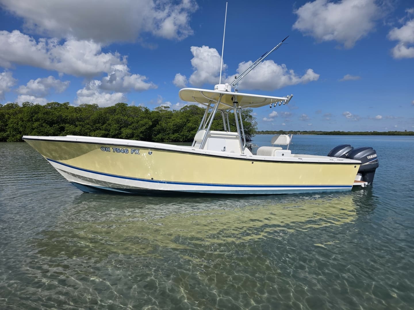 2002 Regulator 26 for Sale in Stuart, Florida Center Console