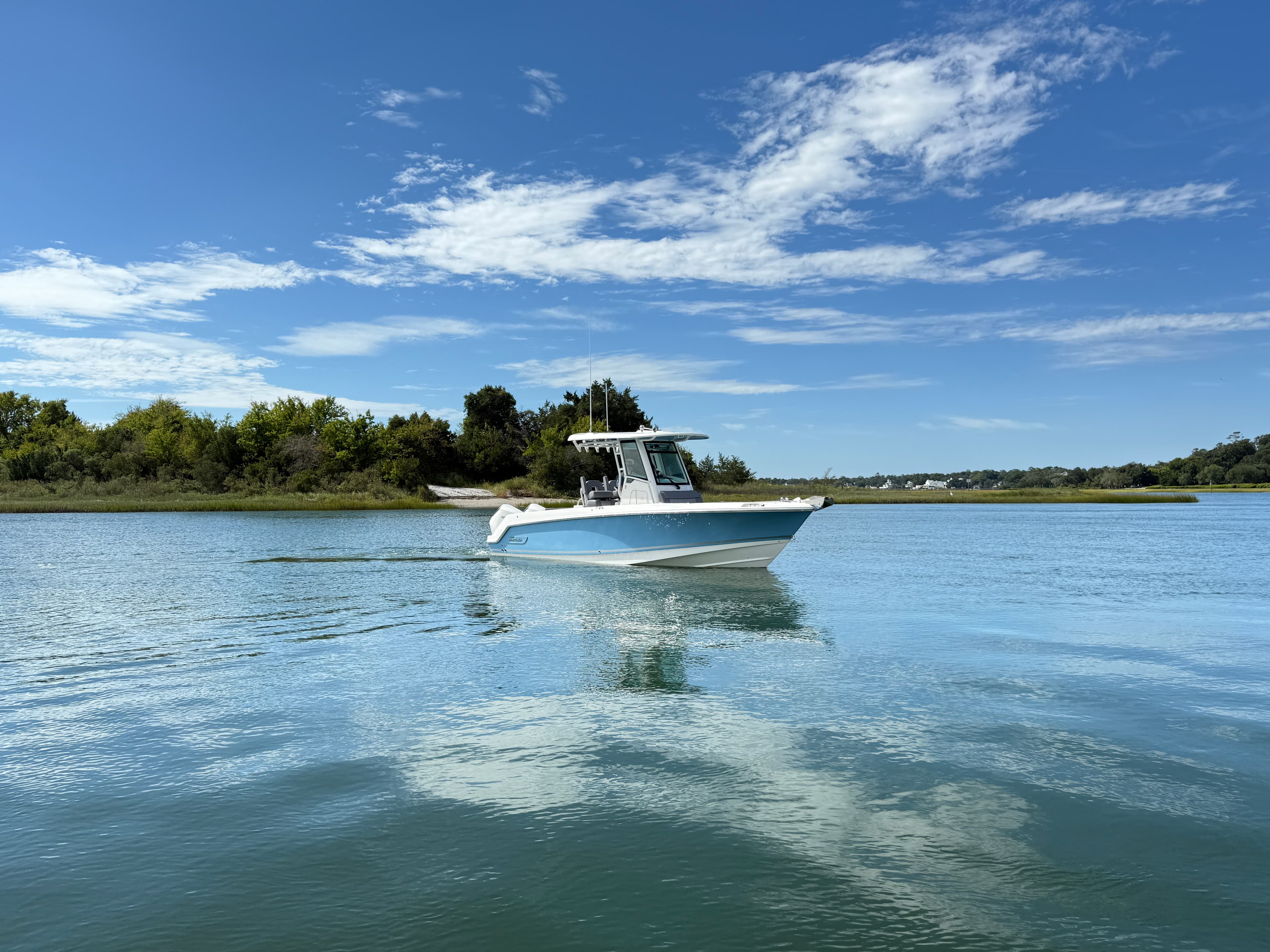 2027 Boston Whaler 250 Outrage for Sale in Wrightsville Beach, North Carolina Center Console 2