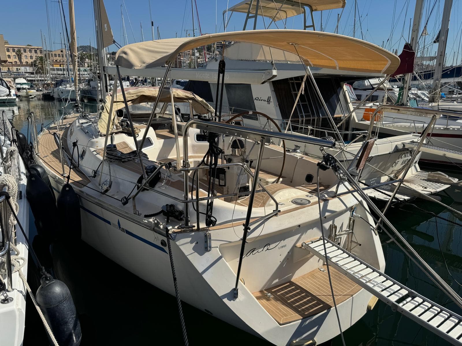 1989 Bavaria Yachts 390 Lagoon zum Verkauf in El Masnou, ES Sloop