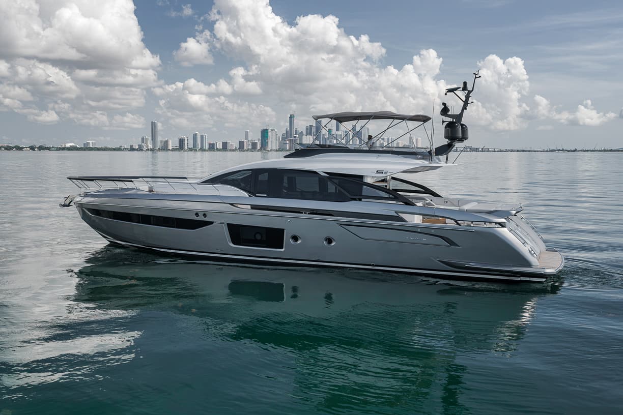 2024 Azimut S8 te koop in Miami Beach, Florida Flybridge