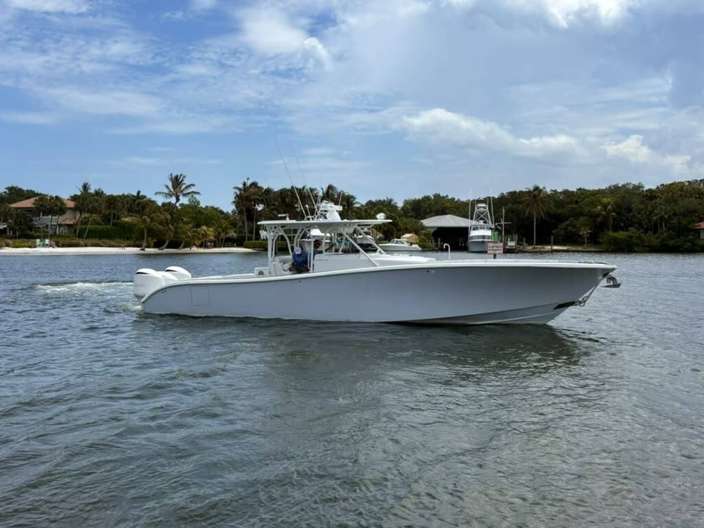 2014 Yellowfin 42 Offshore zum Verkauf in Stuart, Florida Sport Fishing