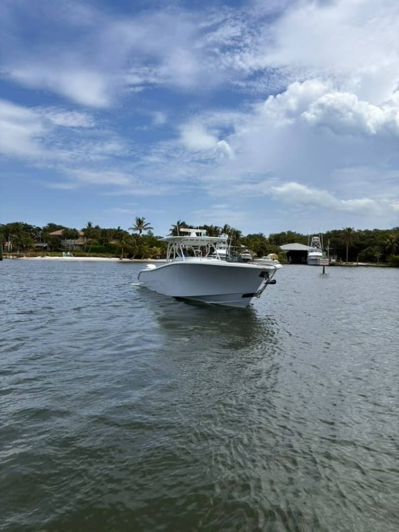 2014 Yellowfin 42 Offshore zum Verkauf in Stuart, Florida Sport Fishing 2