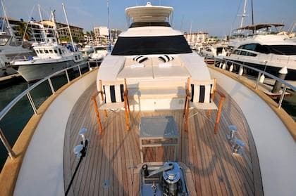 1998 Azimut 85 Ultimate for Sale in Puerto Vallarta, MX Flybridge 5