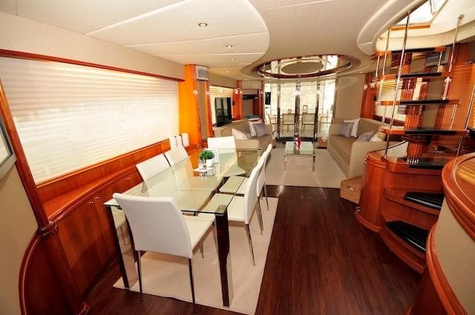 1998 Azimut 85 Ultimate te koop in Puerto Vallarta, MX Flybridge 4