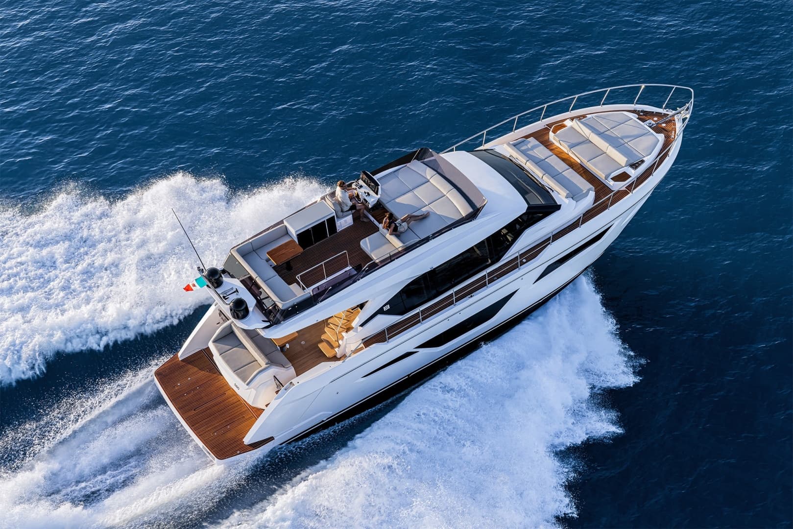 2025 Ferretti Yachts 580 zum Verkauf in Miami, Florida Flybridge 3