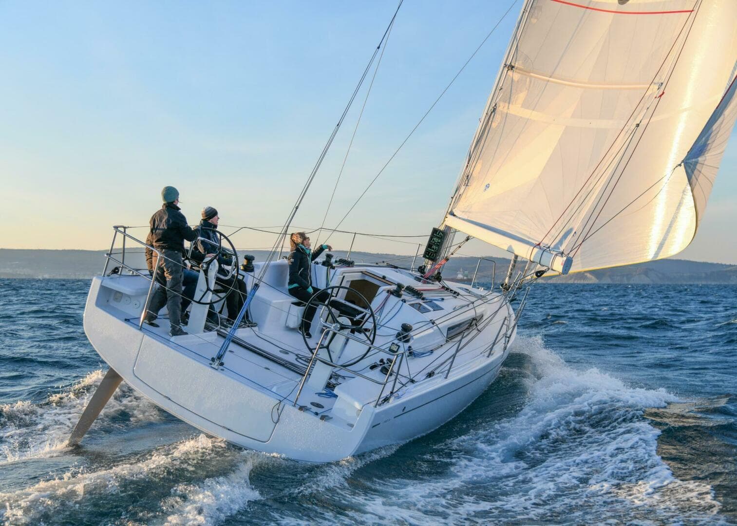 2027 Beneteau First 36 in vendita a South Dartmouth, Massachusetts Racer/Performance 3
