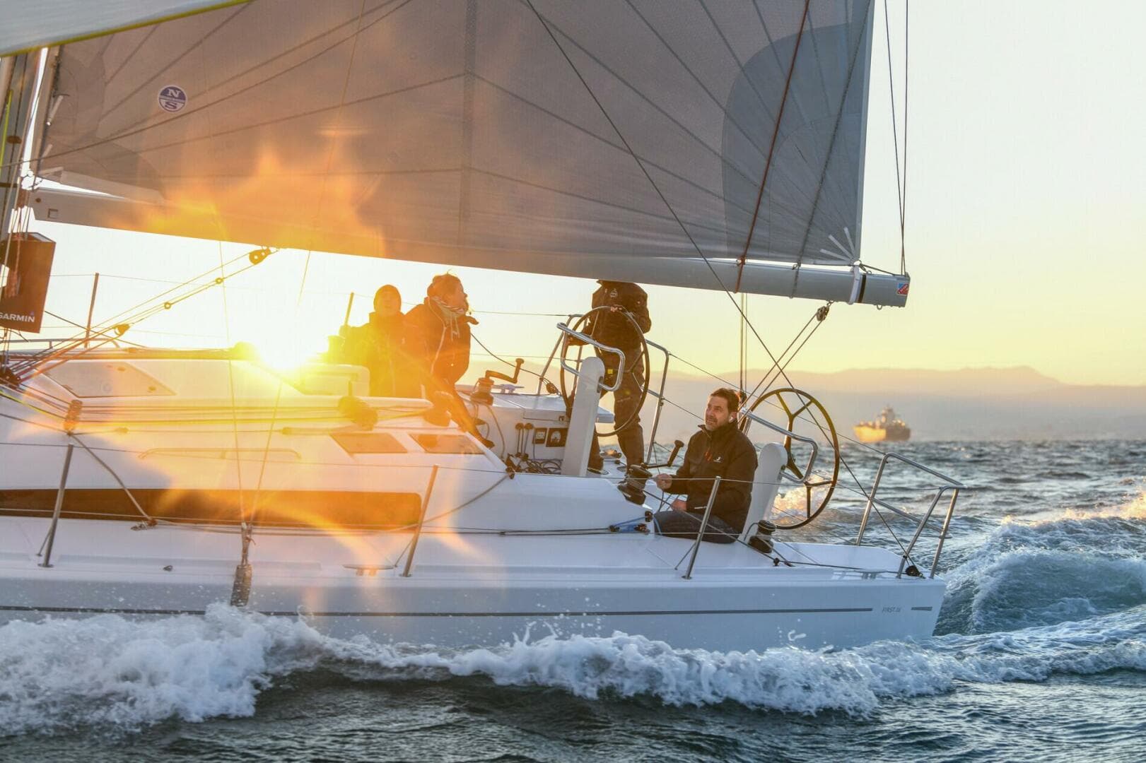 2027 Beneteau First 36 in vendita a South Dartmouth, Massachusetts Racer/Performance 5