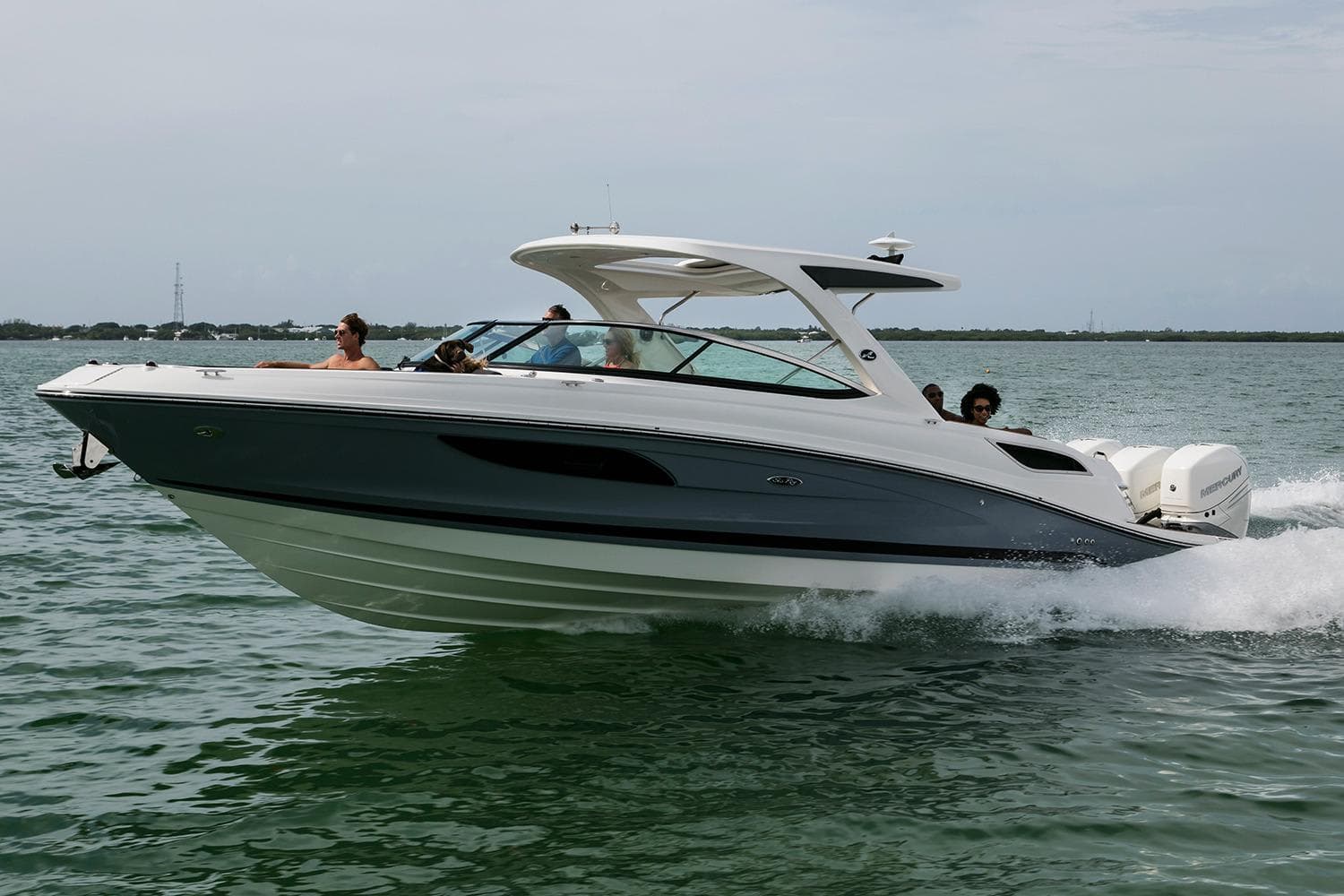 2025 Sea Ray SLX 350 Outboard for Sale in Pensacola, Florida Bowrider 2