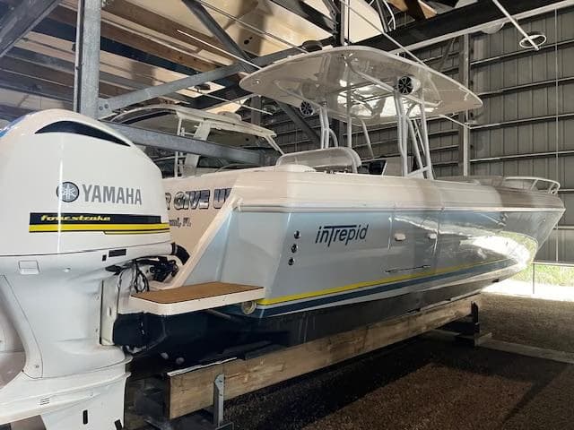 2008 Intrepid Powerboats 370 Cuddy for Sale in Miami, Florida Center Console 4