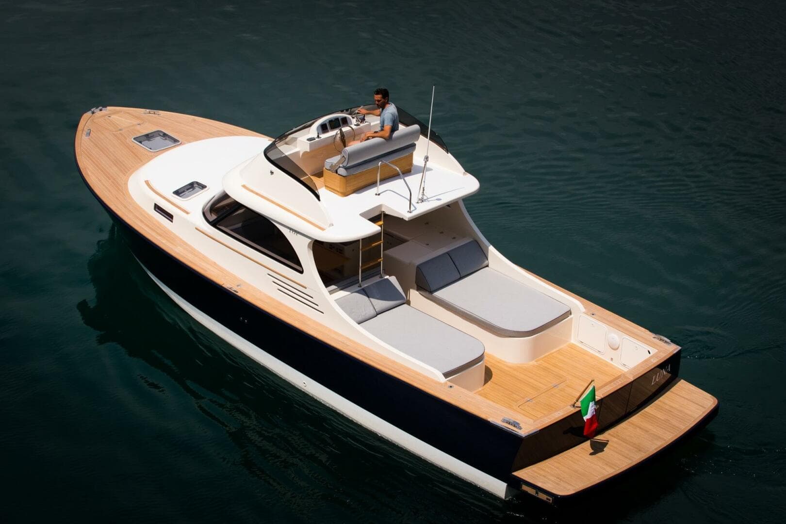 2025 Toy 36 Fly for Sale in Porto di Savona, IT Sport Cruiser 4