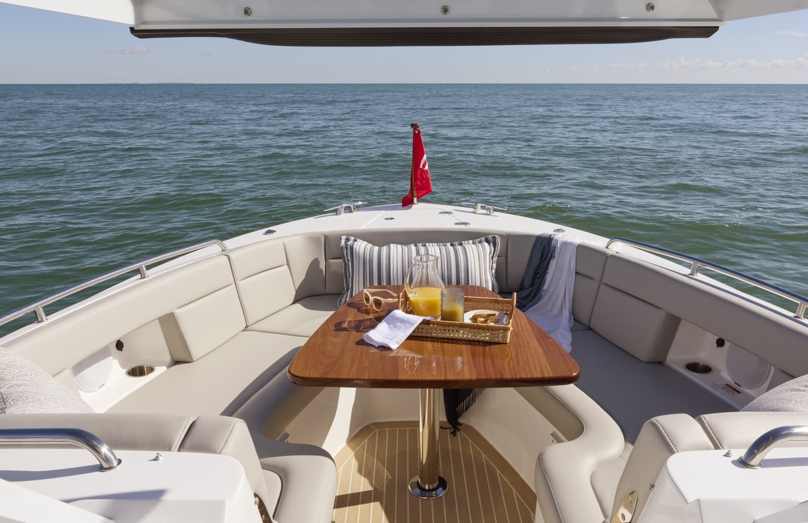 2027 MJM Yachts 38X zum Verkauf in South Dartmouth, Massachusetts Dual Console 3