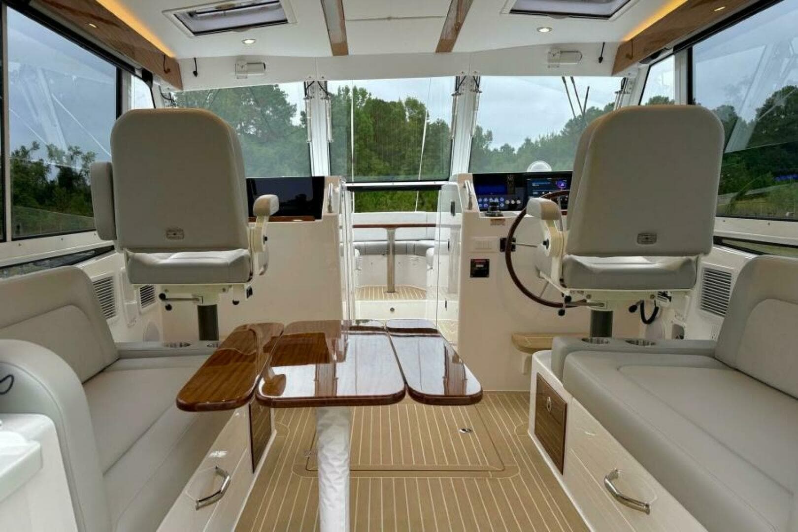 2027 MJM Yachts 38X for Sale in South Dartmouth, Massachusetts Dual Console 3