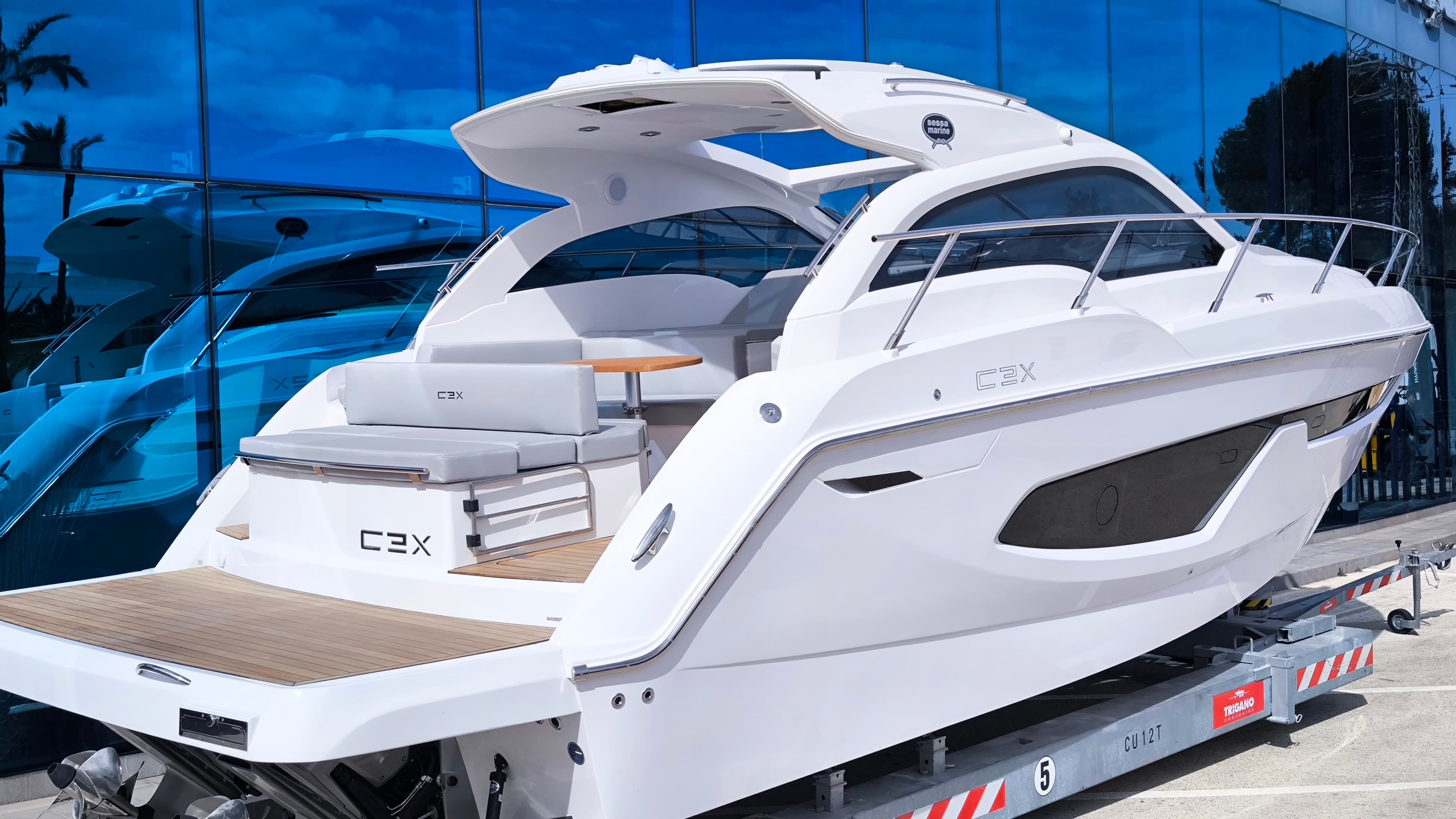 2025 Sessa Marine C3X zum Verkauf in Teulada, ES Express Cruiser