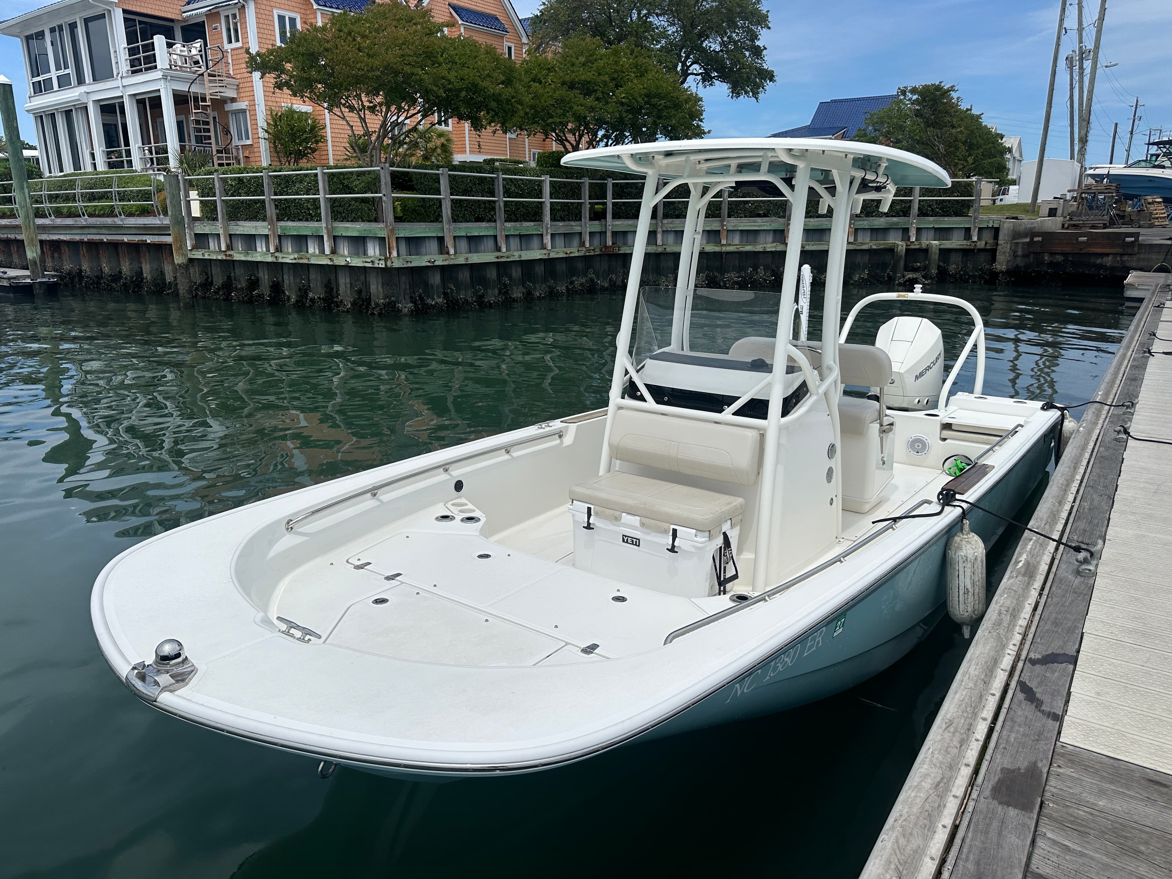 2020 Boston Whaler 210 Montauk for Sale in Wrightsville Beach, North Carolina Center Console 2