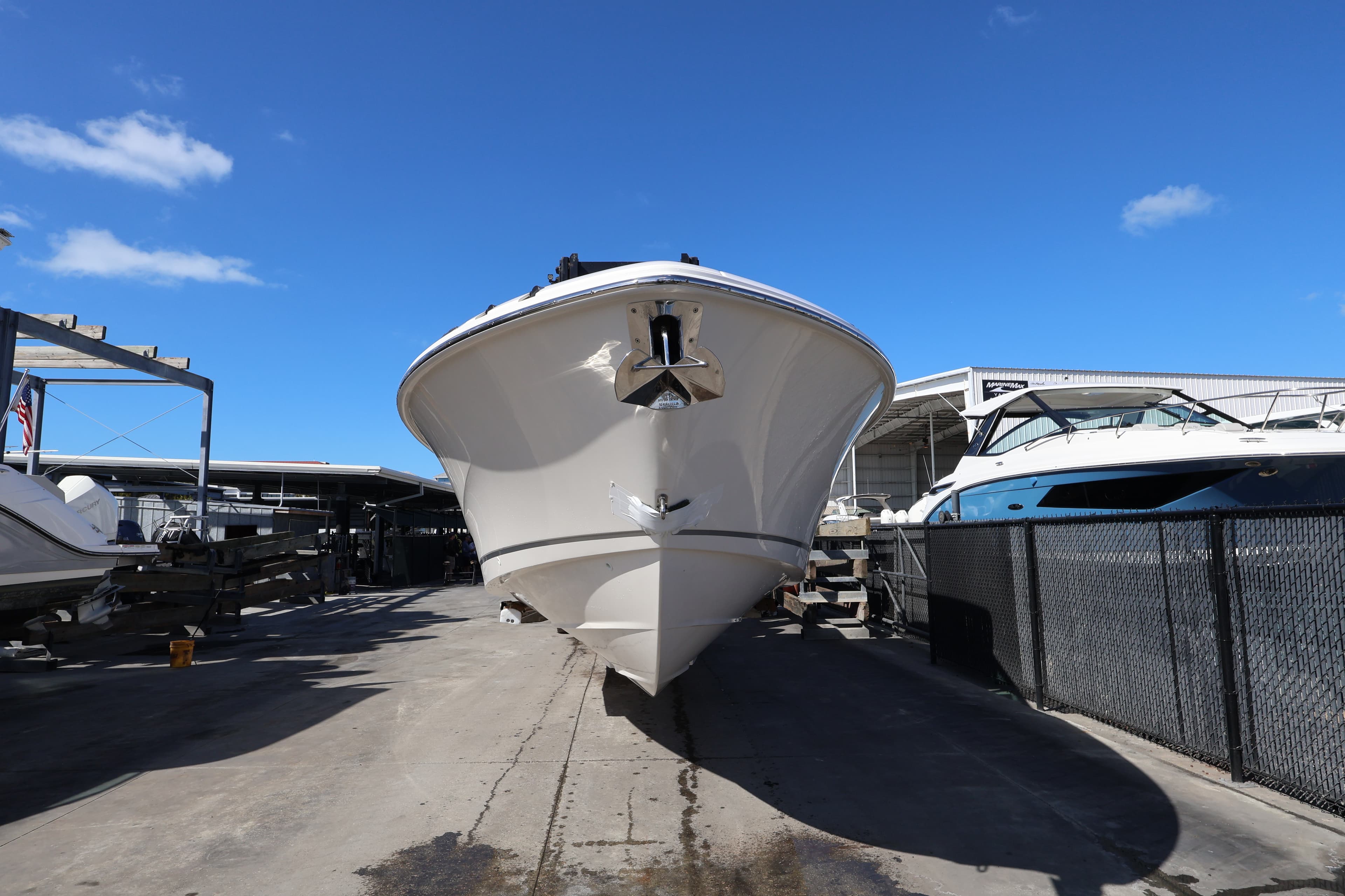 2026 Boston Whaler 330 Vantage in vendita a Naples, Florida Dual Console 4