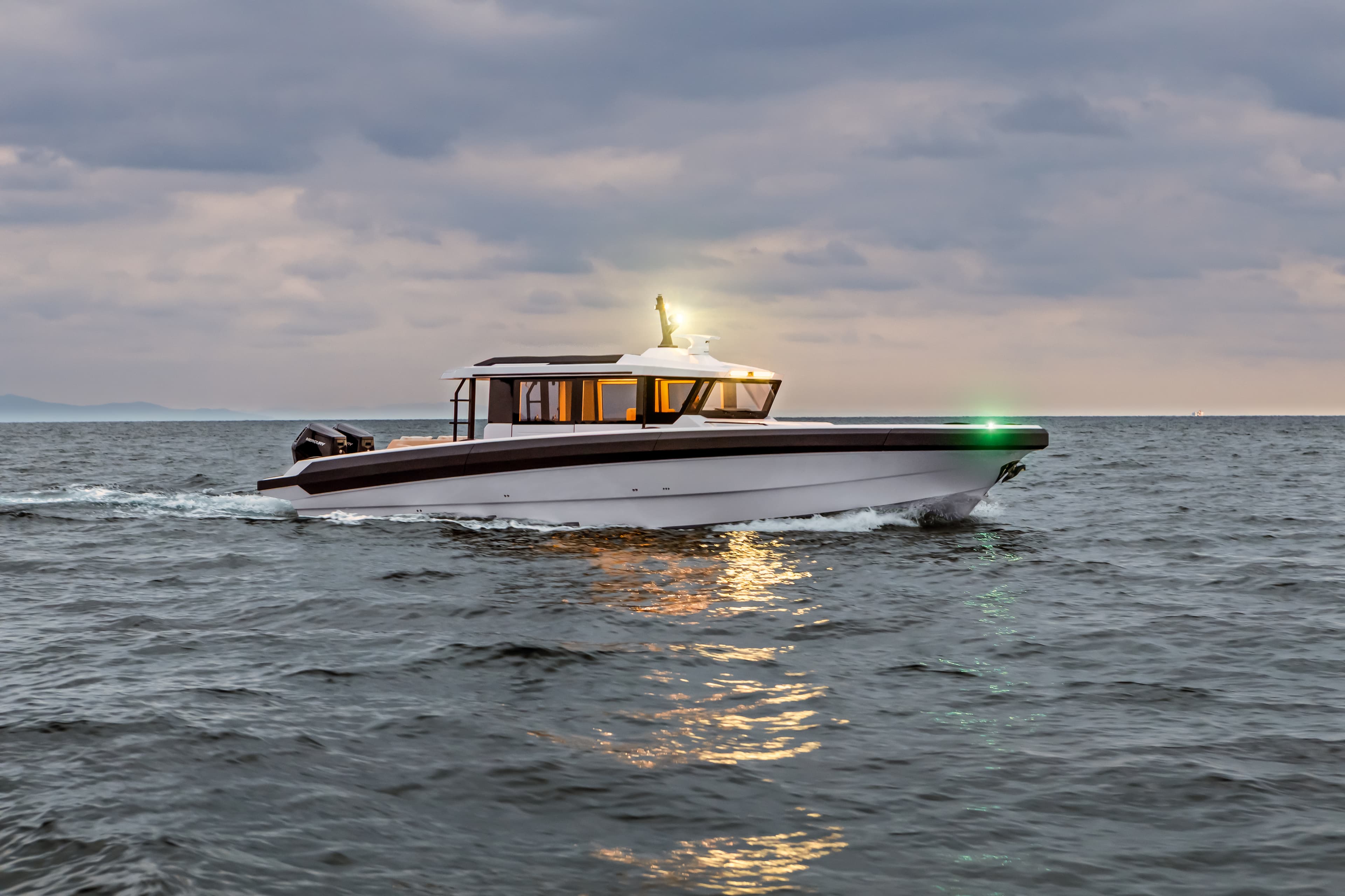 2027 Technohull XPD 46 zum Verkauf in Sag Harbor, New York High Performance