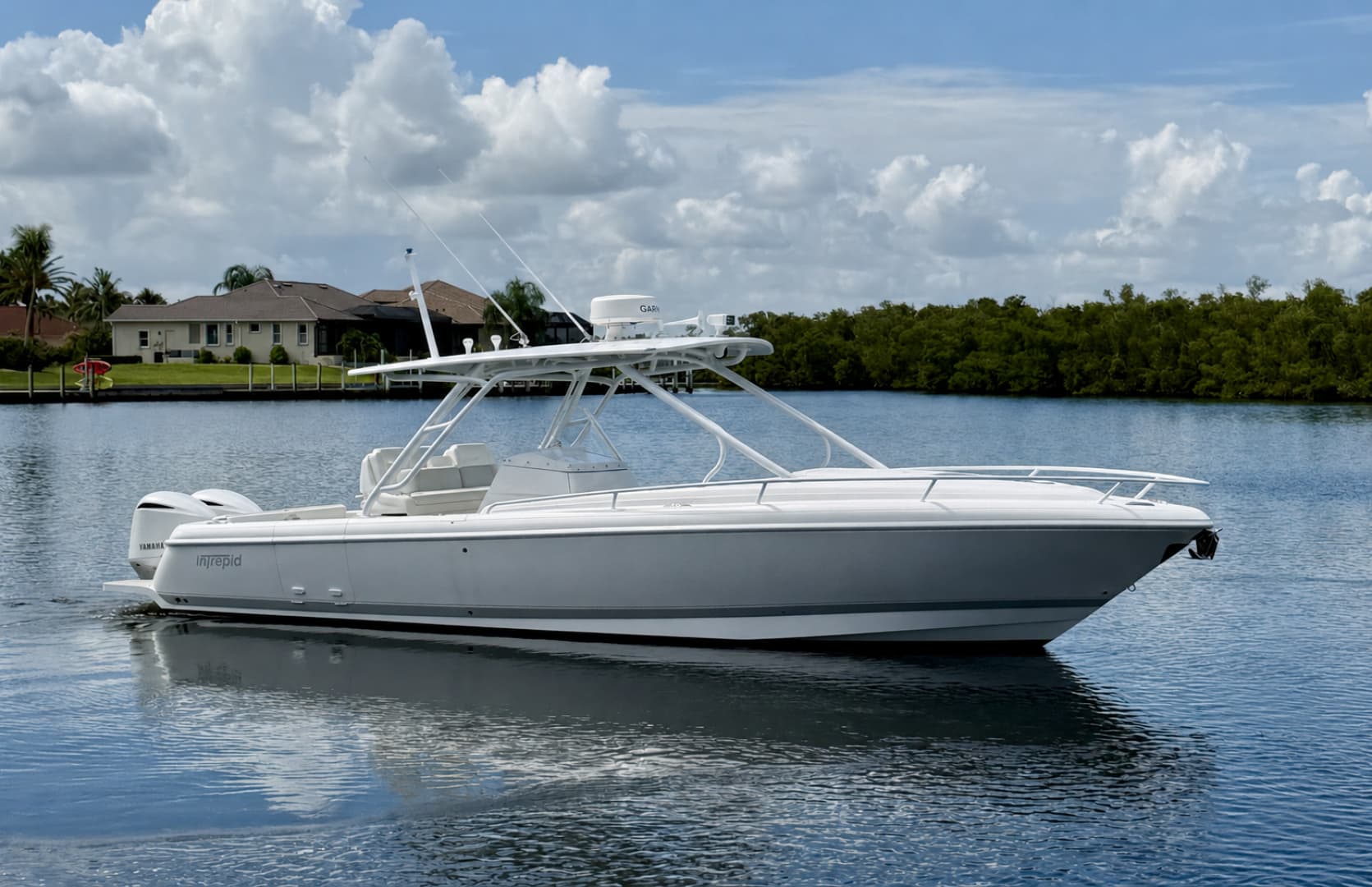 2020 Intrepid Powerboats 327 Cuddy for Sale in Punta Gorda, Florida Cuddy Cabin