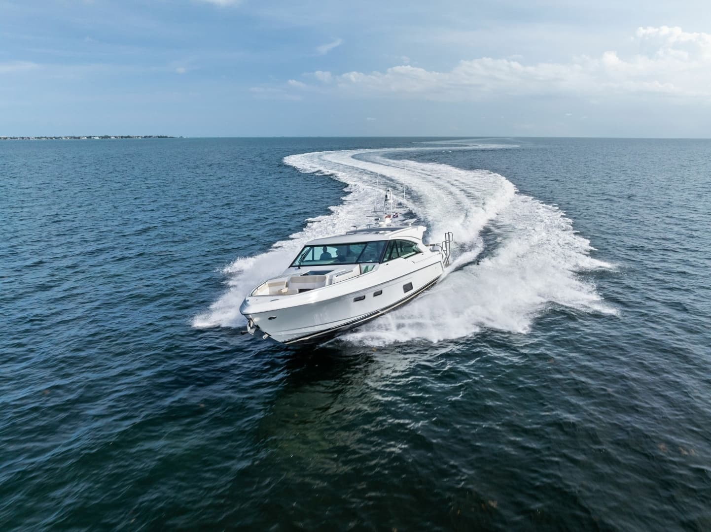 2025 Formula Boats 500 Super Sport Crossover for Sale in Miami Beach, Florida Bowrider 3