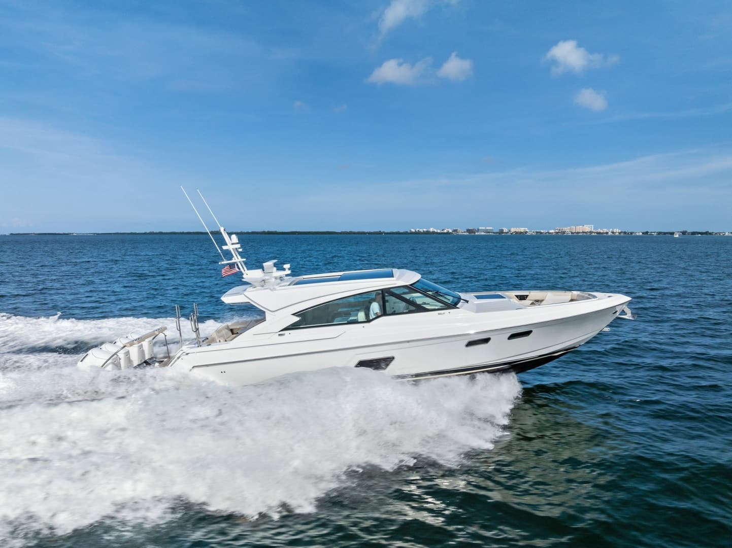 2025 Formula Boats 500 Super Sport Crossover for Sale in Miami Beach, Florida Bowrider 4
